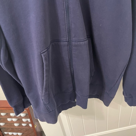 Underarmour zip up sweatshirt - Picture 2 of 7